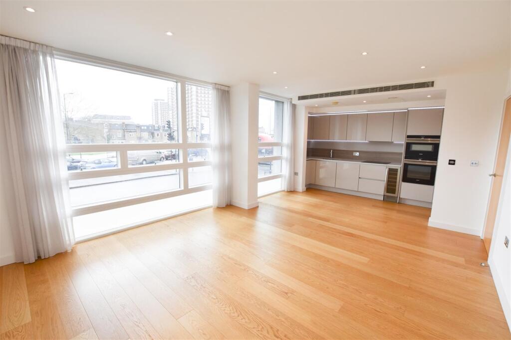2 bed Apartment for rent in London. From Cameron Group