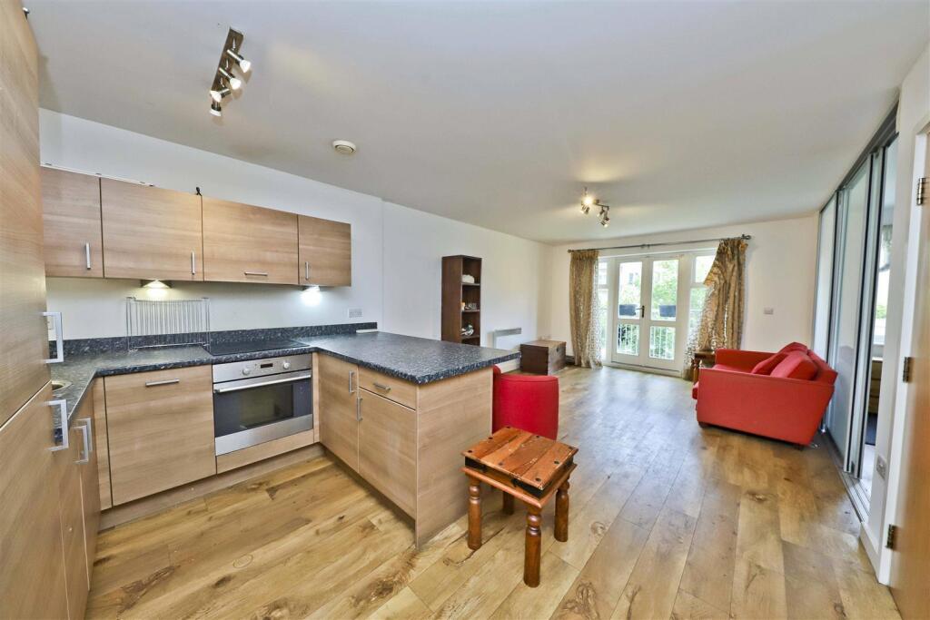 1 bed Apartment for rent in West Drayton. From Cameron Group