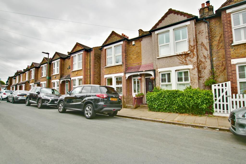 3 bed End Terraced House for rent in Beckenham. From Capital Estate Agents - Bromley