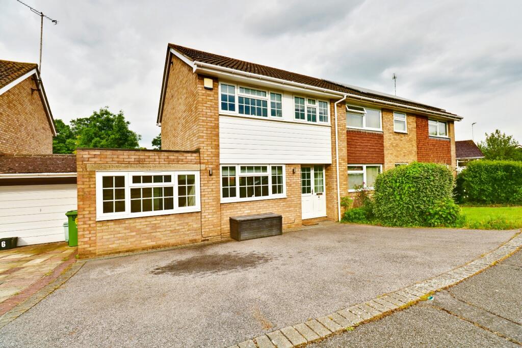 4 bed Semi-Detached House for rent in Crofton. From Capital Estate Agents - Bromley