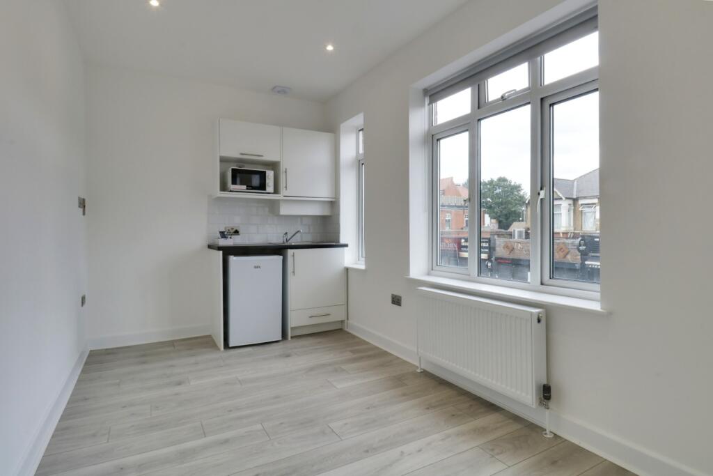 0 bed Studio for rent in Sidcup. From Capital Estate Agents - Bromley