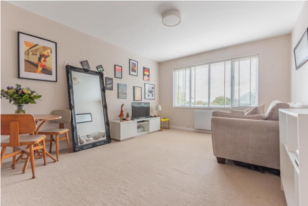 1 bed Apartment for rent in Chislehurst. From Capital Estate Agents - Bromley 1 bed Apartment for rent in Chislehurst. From Capital Estate Agents - Bromley