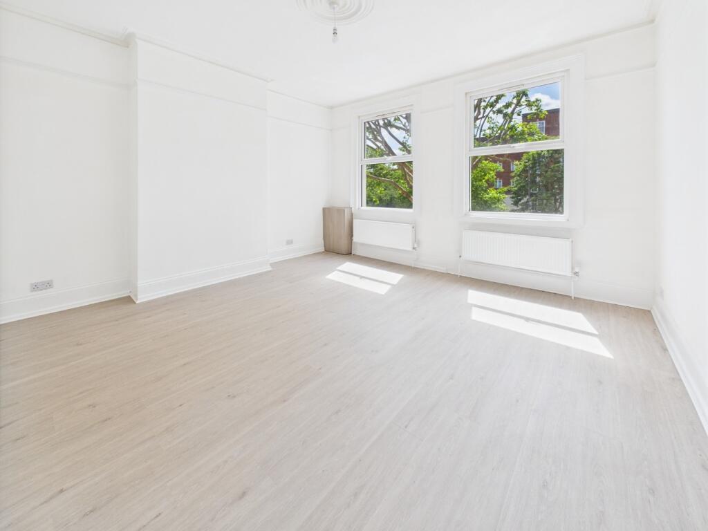 2 bed Apartment for rent in Penge. From Capital Estate Agents - Bromley 2 bed Apartment for rent in Penge. From Capital Estate Agents - Bromley