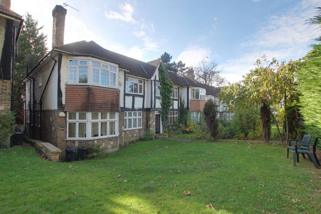 3 bed 1st Floor Flat for rent in Beckenham. From Capital Estate Agents - Bromley