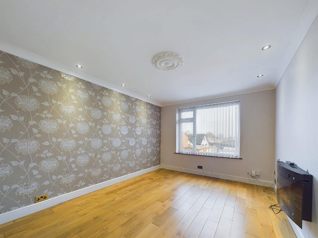 2 bed 1st Floor Flat for rent in Hawley. From Capital Estate Agents - Bromley