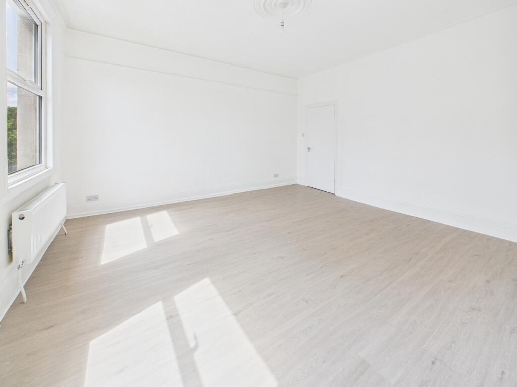 2 bed Apartment for rent in Penge. From Capital Estate Agents - Bromley