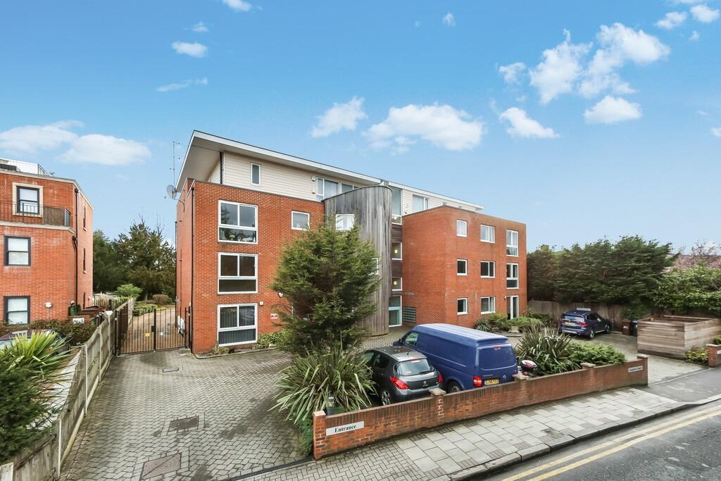 2 bed Apartment for rent in Chislehurst. From Capital Estate Agents - Bromley
