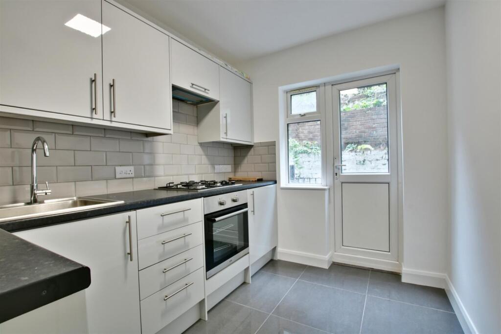 2 bed Apartment for rent in Beckenham. From Capital Estate Agents - Bromley