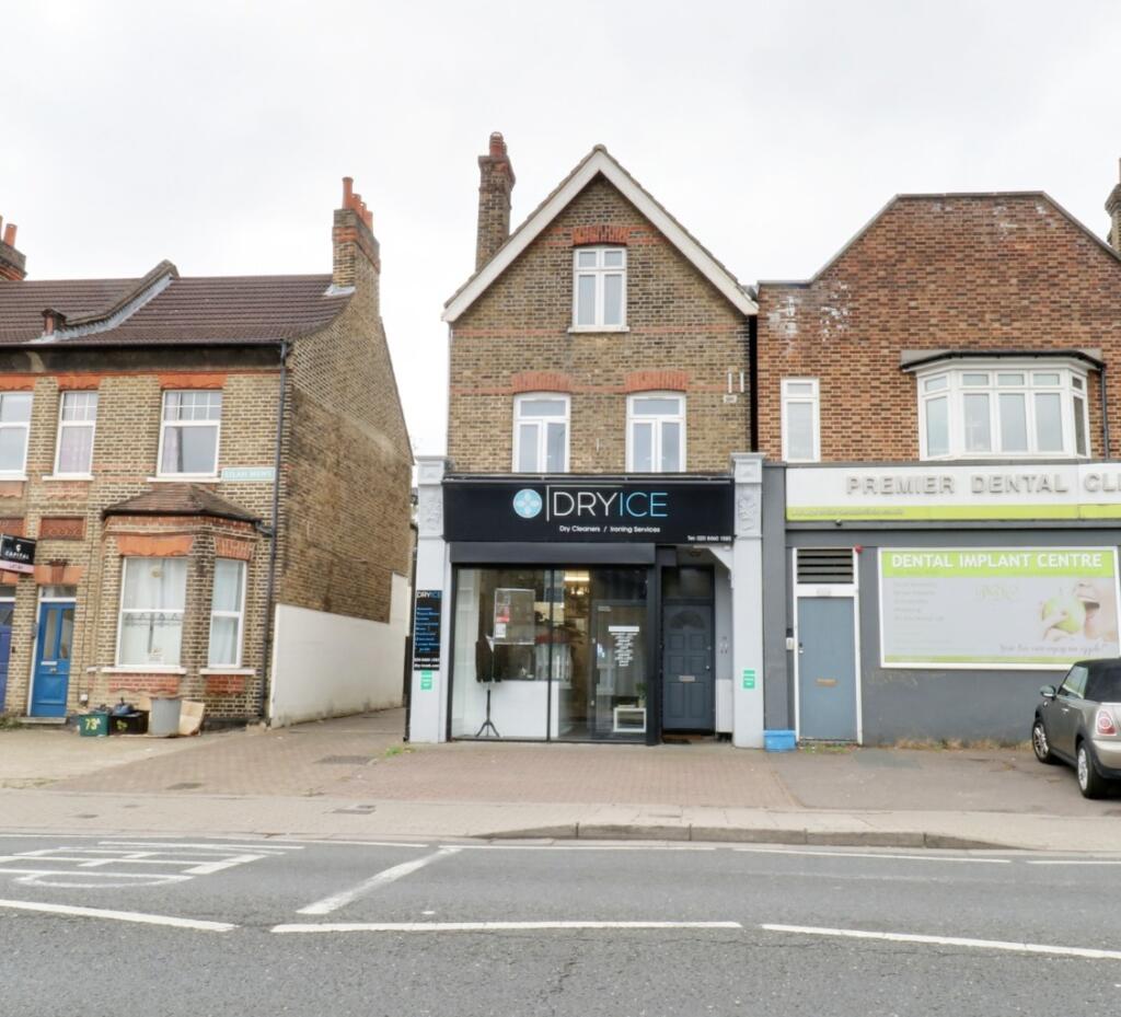 1 bed 1st Floor Flat for rent in Keston Mark. From Capital Estate Agents - Bromley