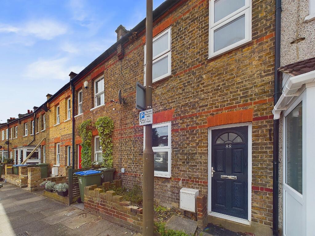 3 bed Mid Terraced House for rent in Eltham. From Capital Estate Agents - Sidcup