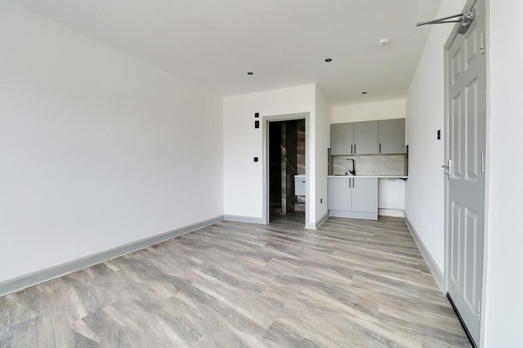 4 bed Studio for rent in Sidcup. From Capital Estate Agents - Sidcup