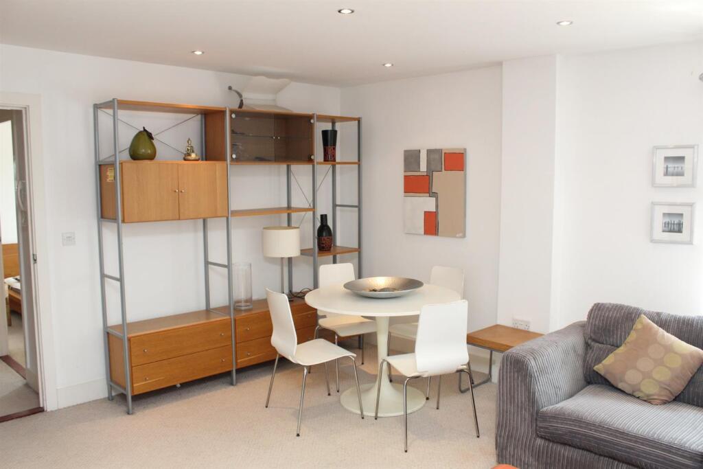 1 bed Apartment for rent in Penarth. From Cardiff Estates & Lettings ltd - Cardiff 1 bed Apartment for rent in Penarth. From Cardiff Estates & Lettings ltd - Cardiff