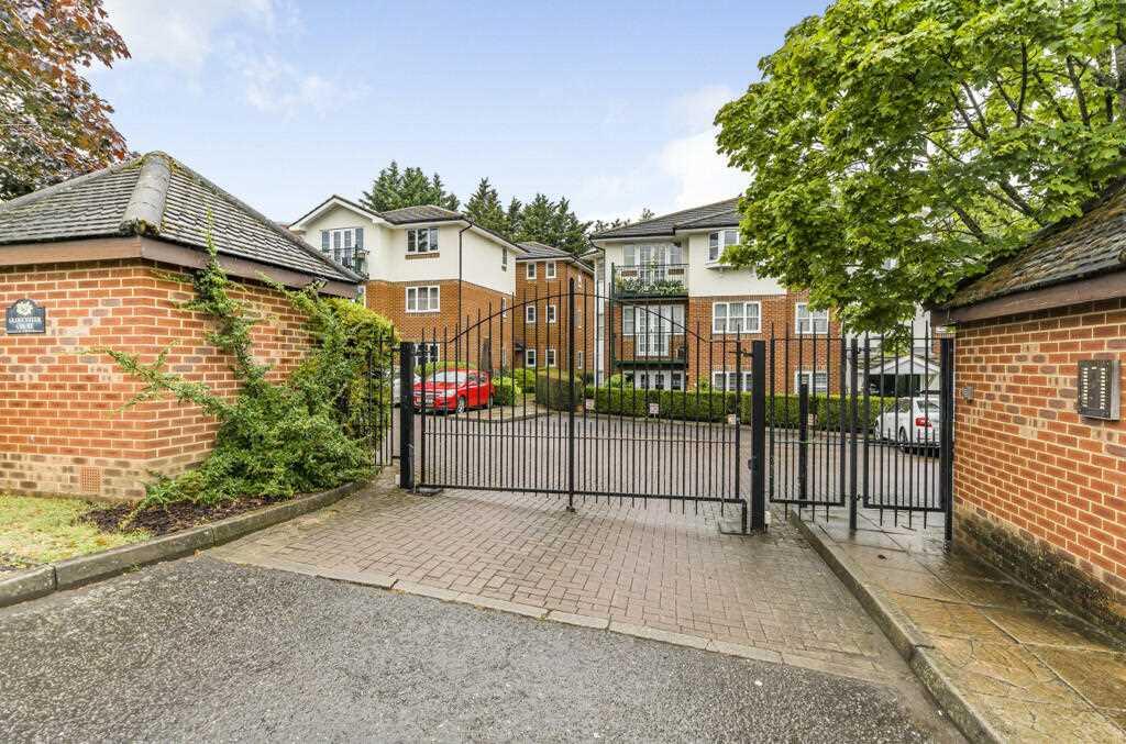 1 bed Apartment for rent in Higher Denham. From Carter Duthie - Denham 1 bed Apartment for rent in Higher Denham. From Carter Duthie - Denham