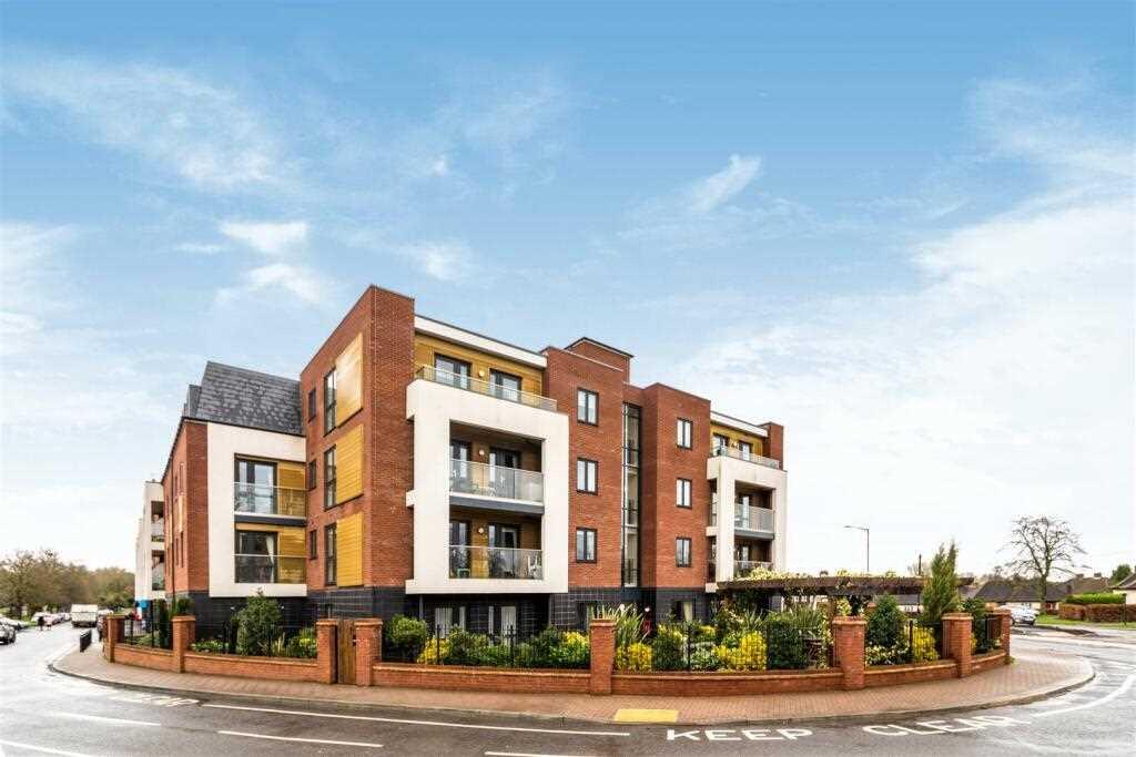 1 bed Apartment for rent in South Harefield. From Carter Duthie - Denham