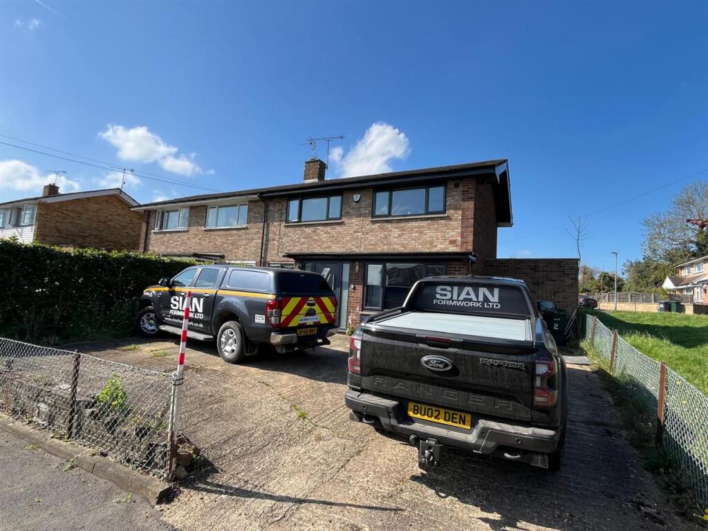 3 bed Semi Detached for rent in Maple Cross. From Carter Duthie - Denham