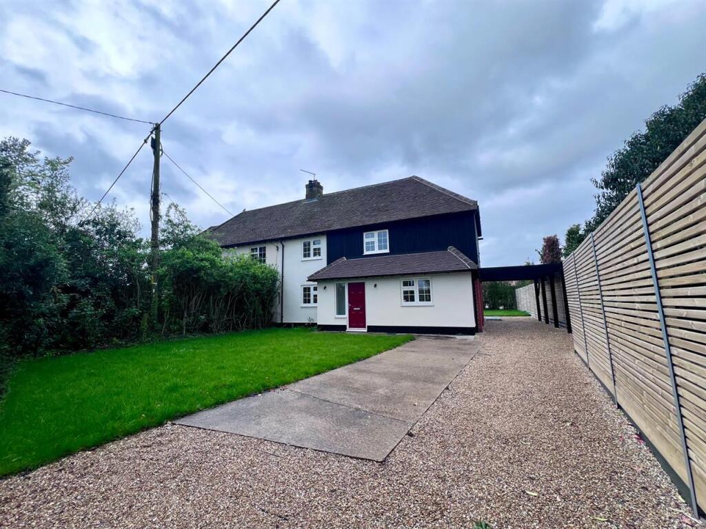 3 bed Semi Detached for rent in Denham. From Carter Duthie - Denham 3 bed Semi Detached for rent in Denham. From Carter Duthie - Denham