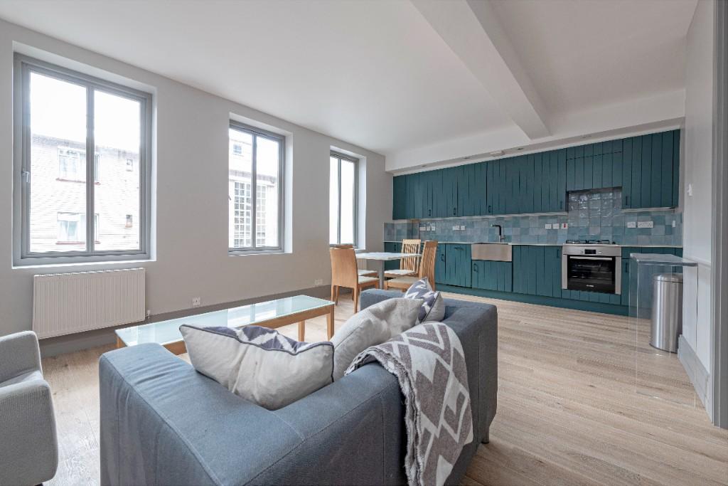 2 bed Apartment for rent in London. From CB Williams Property - London