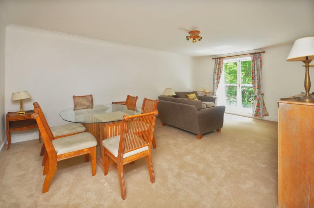 2 bed Flat for rent in Paddington. From Cedar Estates - West Hampstead