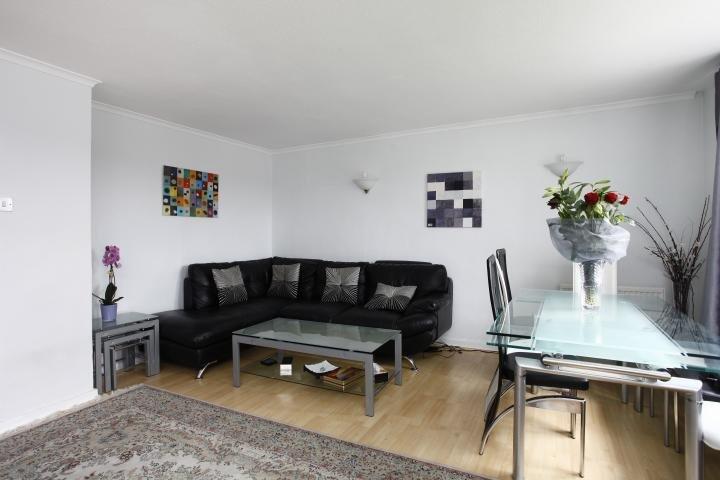 2 bed 1st Floor Flat for rent in Hendon. From Cedar Estates - West Hampstead