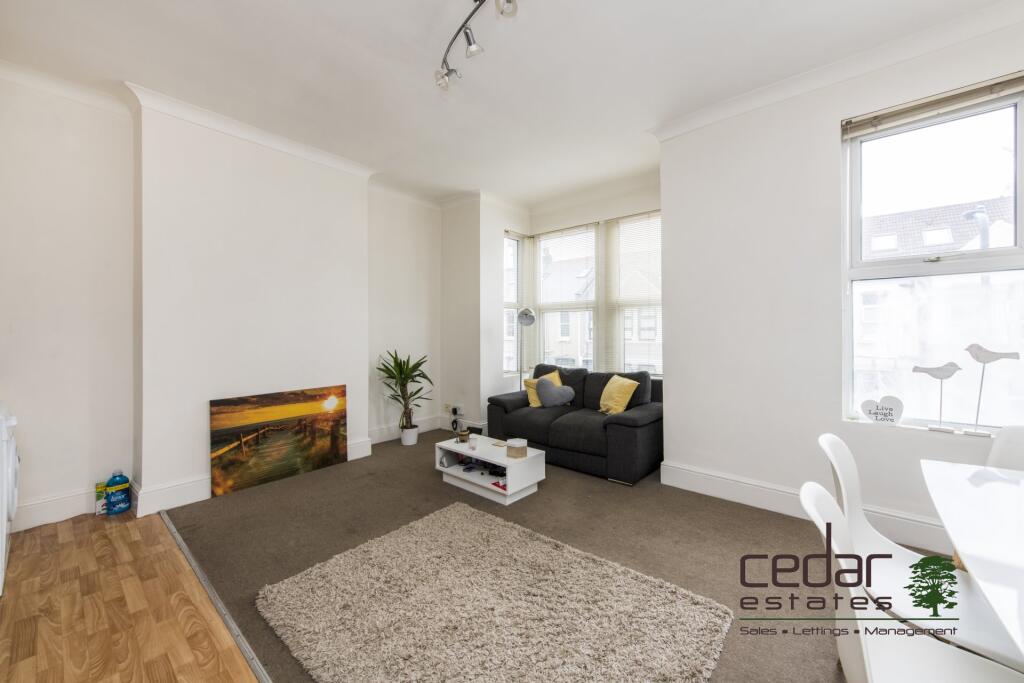 2 bed 1st Floor Flat for rent in Willesden. From Cedar Estates - West Hampstead