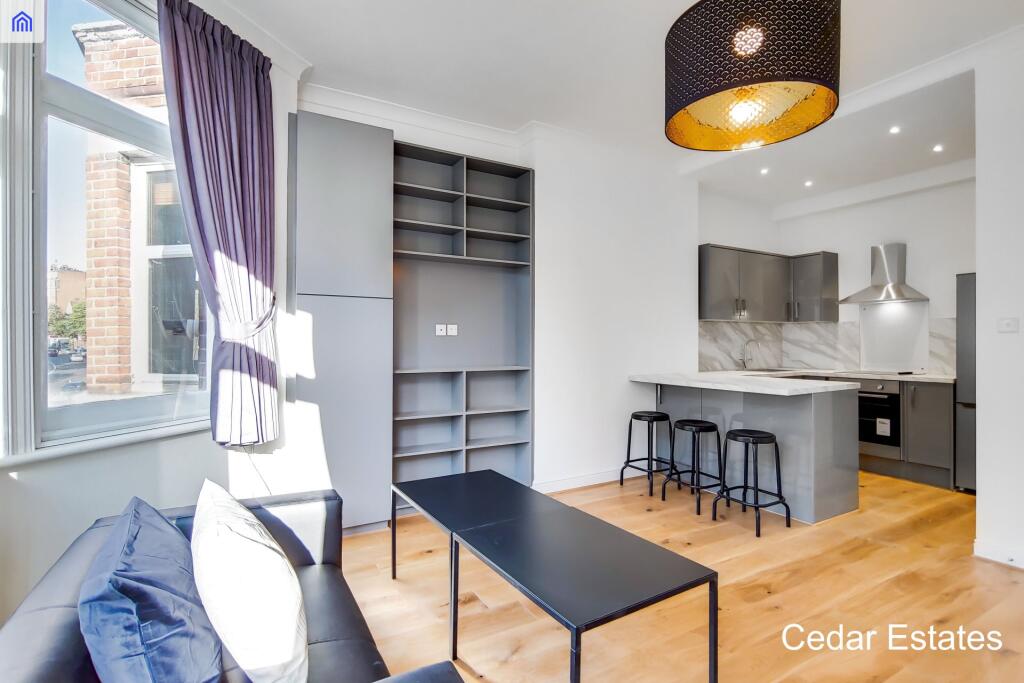 2 bed 1st Floor Flat for rent in Hampstead. From Cedar Estates - West Hampstead
