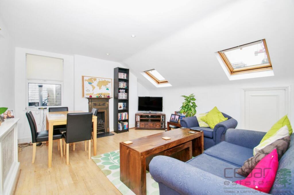 2 bed 1st Floor Flat for rent in Hampstead. From Cedar Estates - West Hampstead