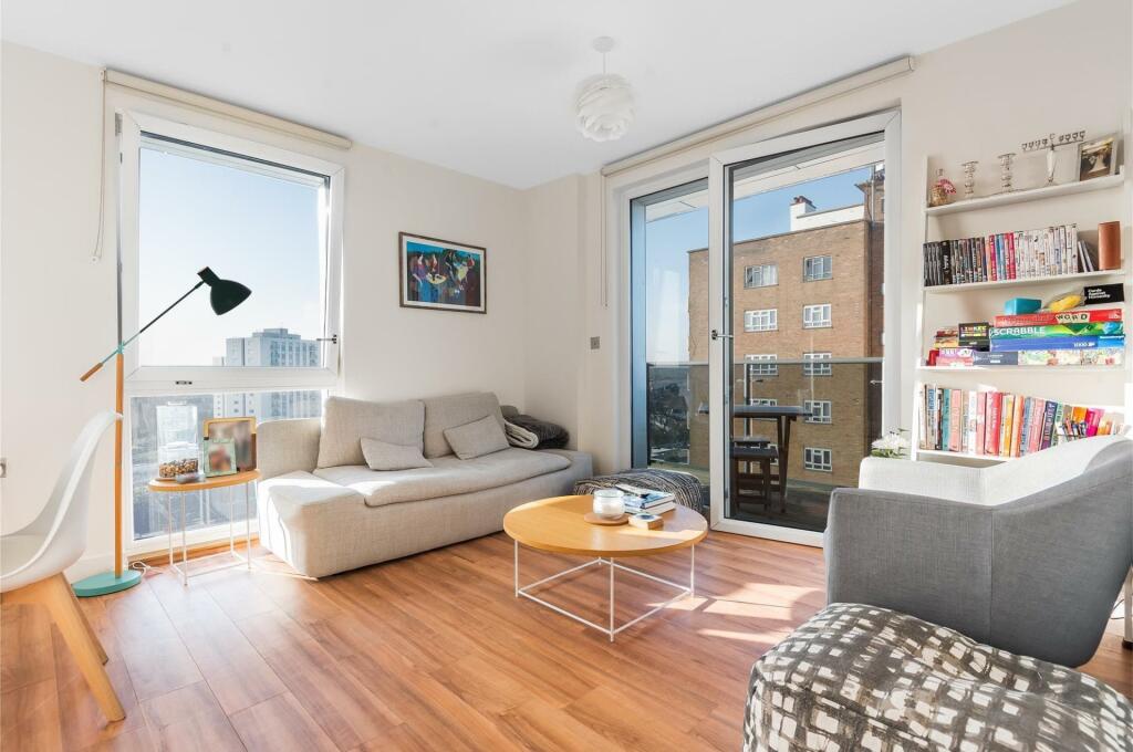 2 bed 1st Floor Flat for rent in Hampstead. From Cedar Estates - West Hampstead