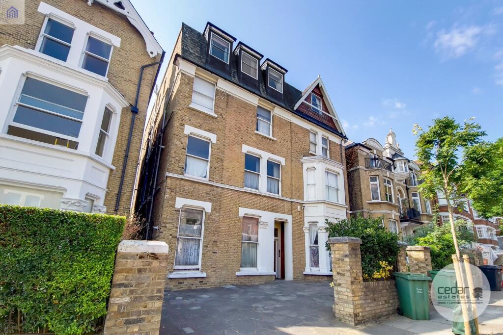 3 bed 1st Floor Flat for rent in Hampstead. From Cedar Estates - West Hampstead