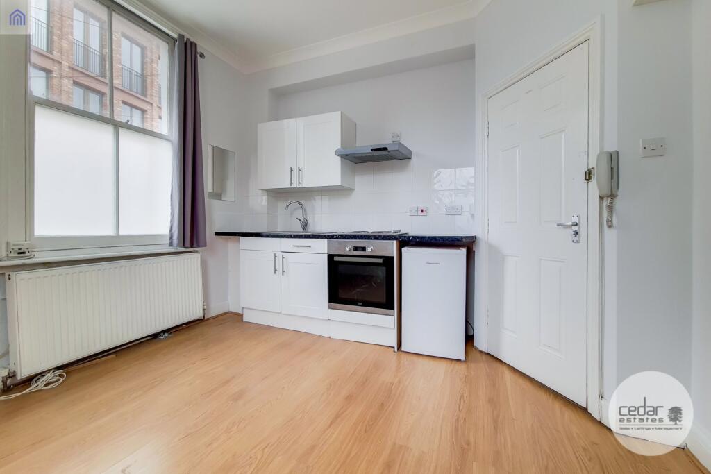 4 bed 1st Floor Flat for rent in Paddington. From Cedar Estates - West Hampstead 4 bed 1st Floor Flat for rent in Paddington. From Cedar Estates - West Hampstead