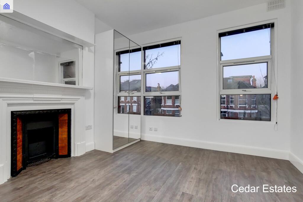 4 bed 1st Floor Flat for rent in Willesden. From Cedar Estates - West Hampstead 4 bed 1st Floor Flat for rent in Willesden. From Cedar Estates - West Hampstead