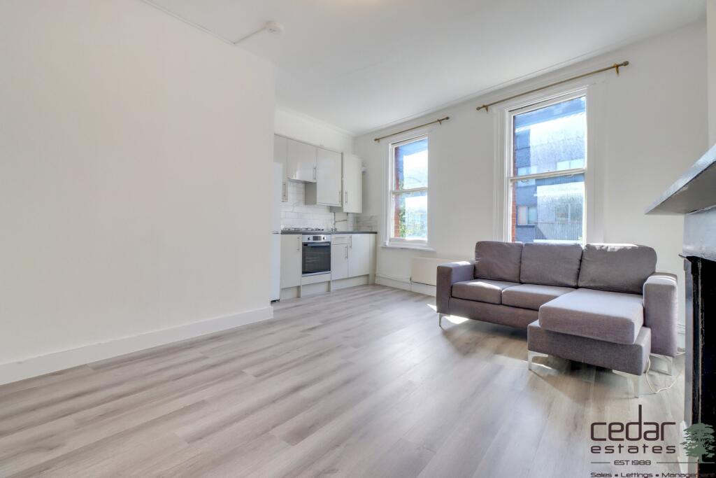 2 bed 1st Floor Flat for rent in Hampstead. From Cedar Estates - West Hampstead