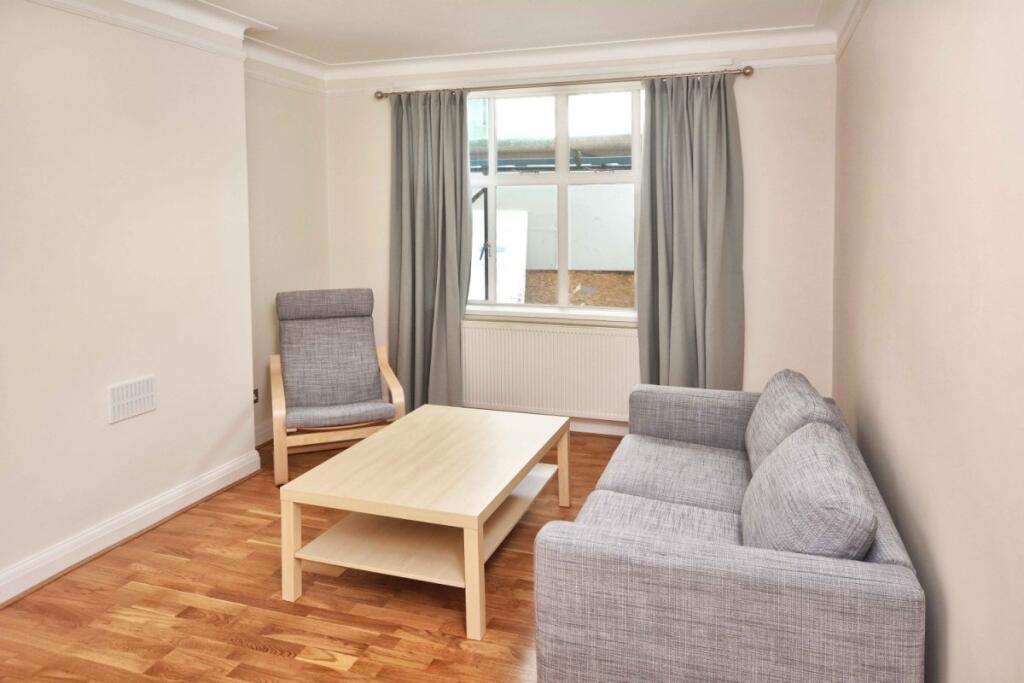 2 bed 1st Floor Flat for rent in Hampstead. From Cedar Estates - West Hampstead