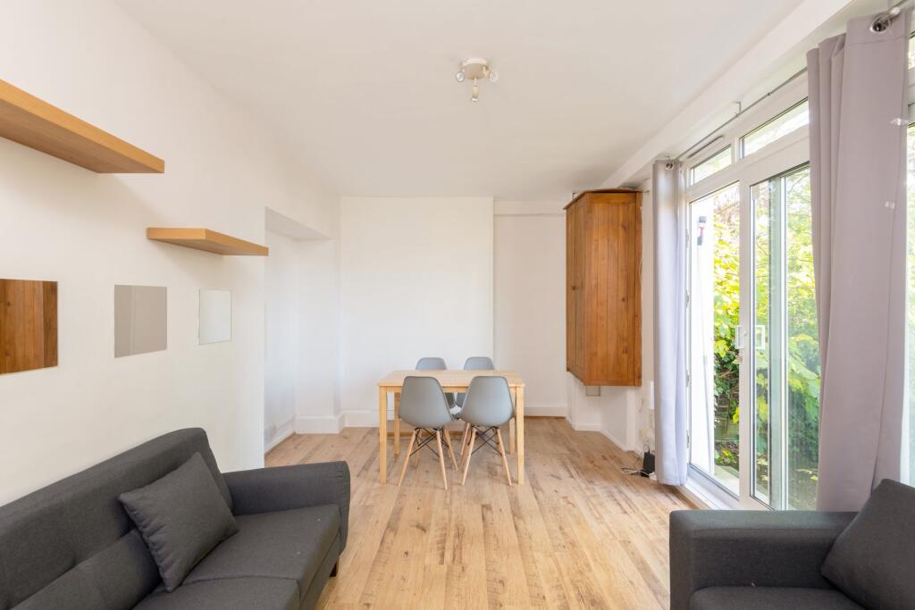 4 bed Annexe for rent in Hampstead. From Cedar Estates - West Hampstead