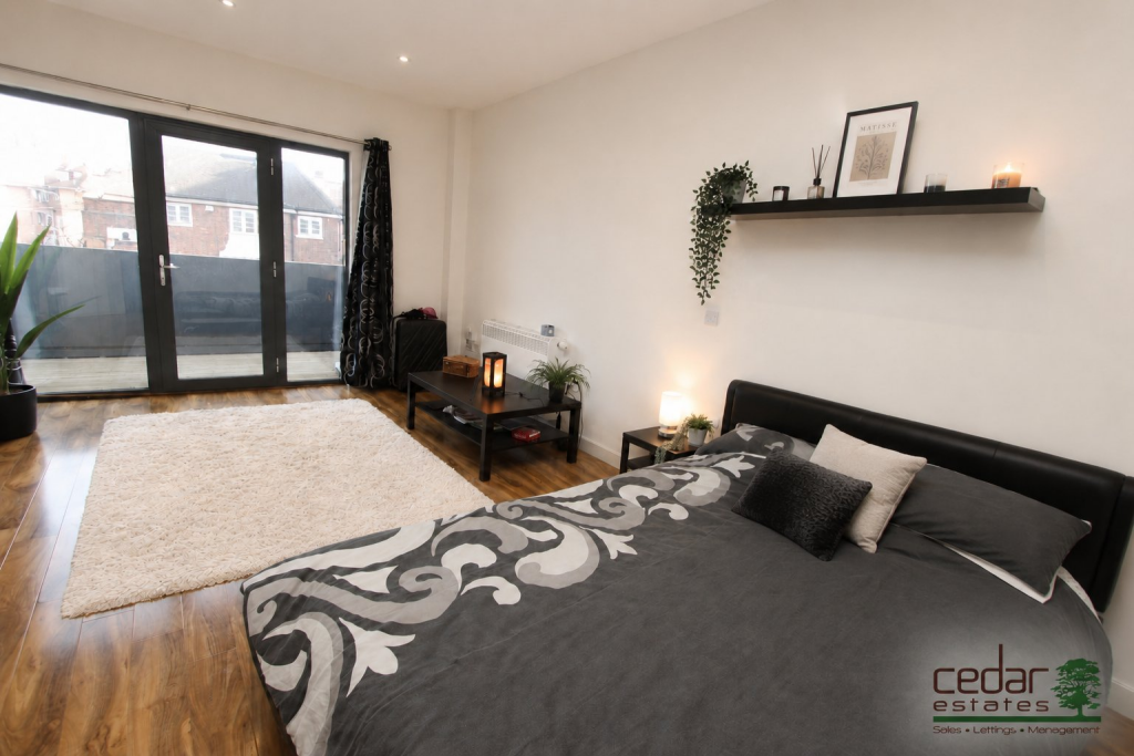 4 bed 1st Floor Flat for rent in Harrow. From Cedar Estates - West Hampstead