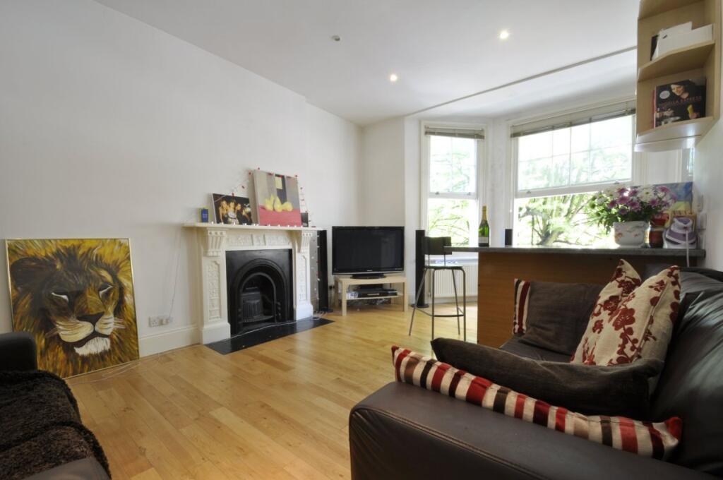 2 bed 1st Floor Flat for rent in Hampstead. From Cedar Estates - West Hampstead