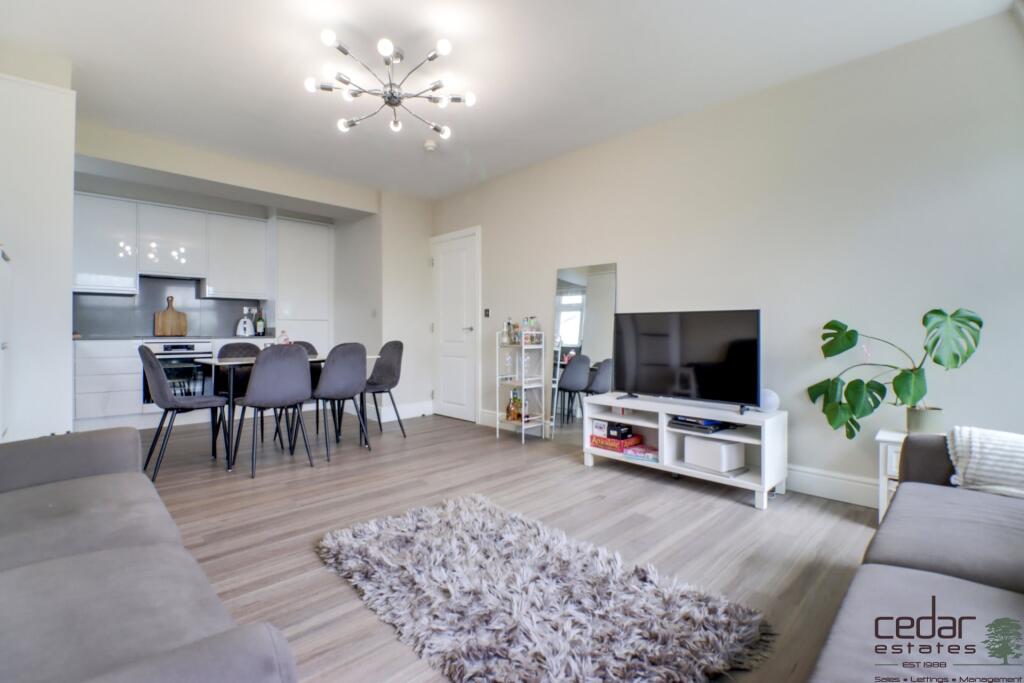 3 bed 1st Floor Flat for rent in Hampstead. From Cedar Estates - West Hampstead