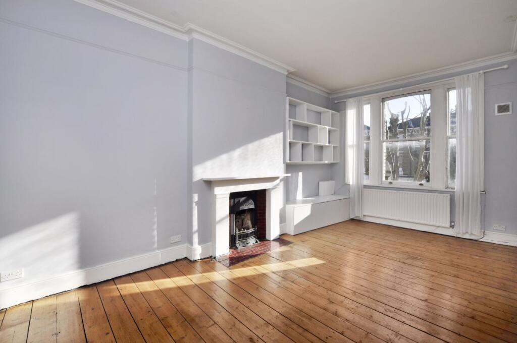 2 bed 1st Floor Flat for rent in Hampstead. From Cedar Estates - West Hampstead