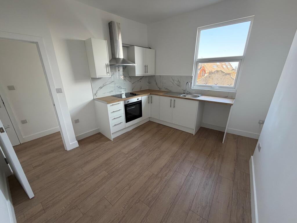 2 bed 1st Floor Flat for rent in Willesden. From Cedar Estates - West Hampstead 2 bed 1st Floor Flat for rent in Willesden. From Cedar Estates - West Hampstead