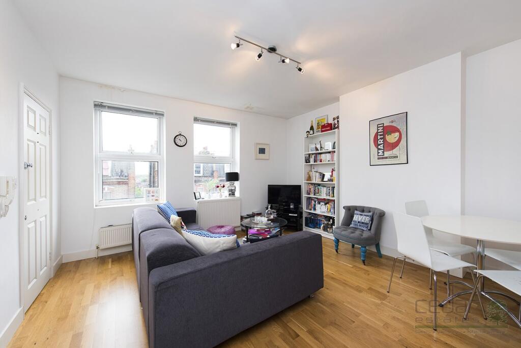 2 bed 1st Floor Flat for rent in Hampstead. From Cedar Estates - West Hampstead