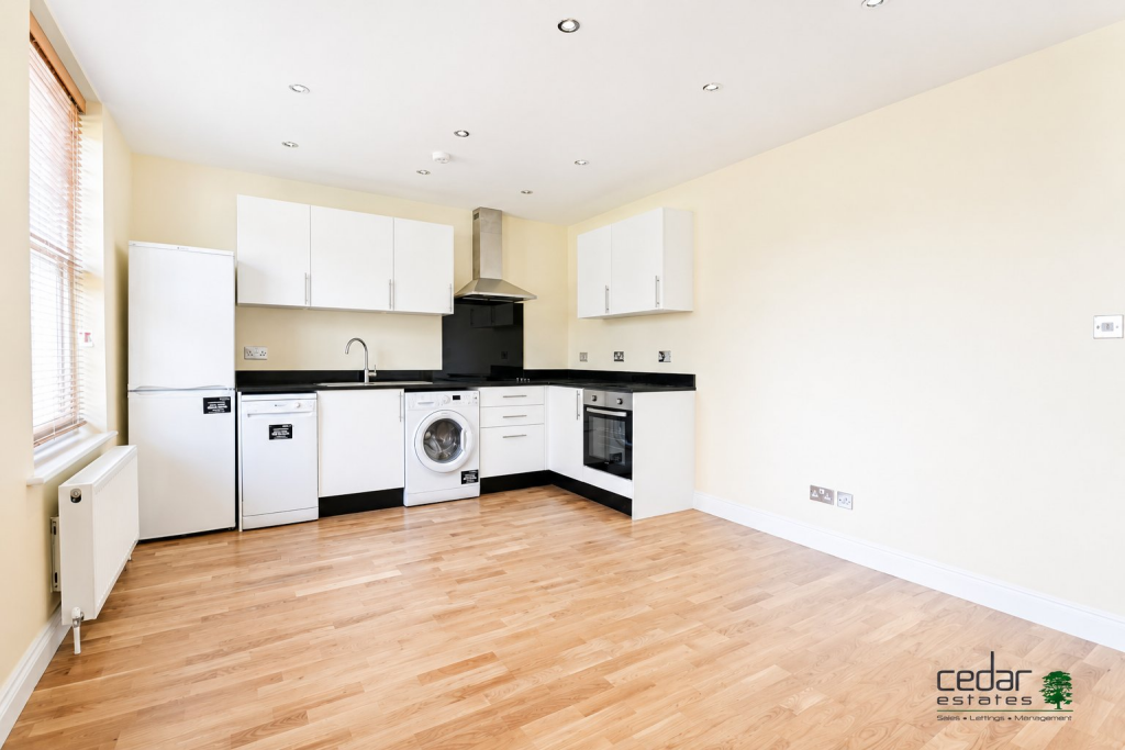3 bed 1st Floor Flat for rent in Hampstead. From Cedar Estates - West Hampstead