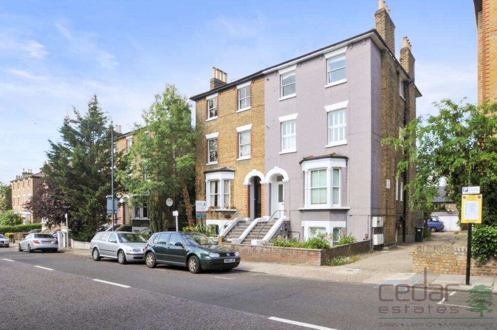 2 bed 1st Floor Flat for rent in Richmond. From Cedar Estates - West Hampstead