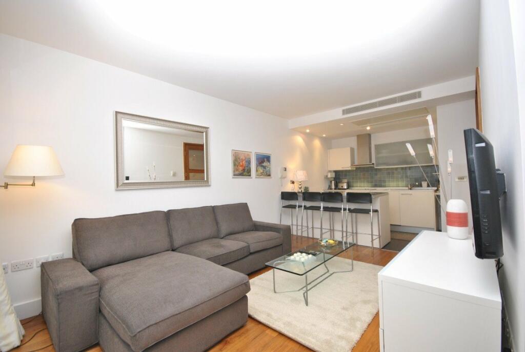 2 bed Apartment for rent in Paddington. From Champions - London