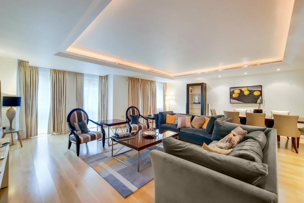 3 bed Apartment for rent in Chelsea. From Champions - London