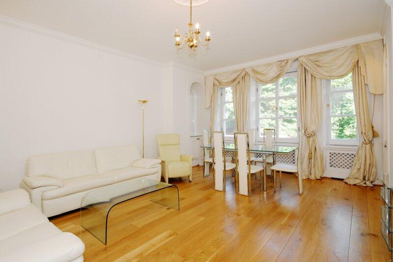 3 bed Apartment for rent in Kensington. From Champions - London