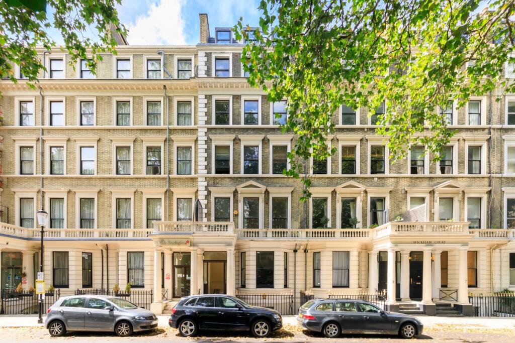 4 bed Apartment for rent in Kensington. From Champions - London