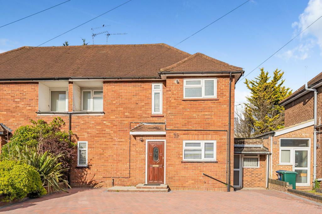 3 bed Semi-Detached House for rent in Barnet. From Chancellors - Barnet - Lettings