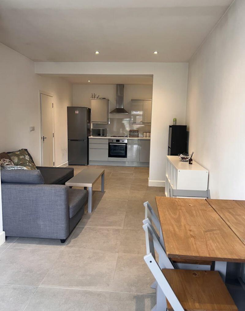 1 bed Flat for rent in Hounslow. From Lords Associates of London
