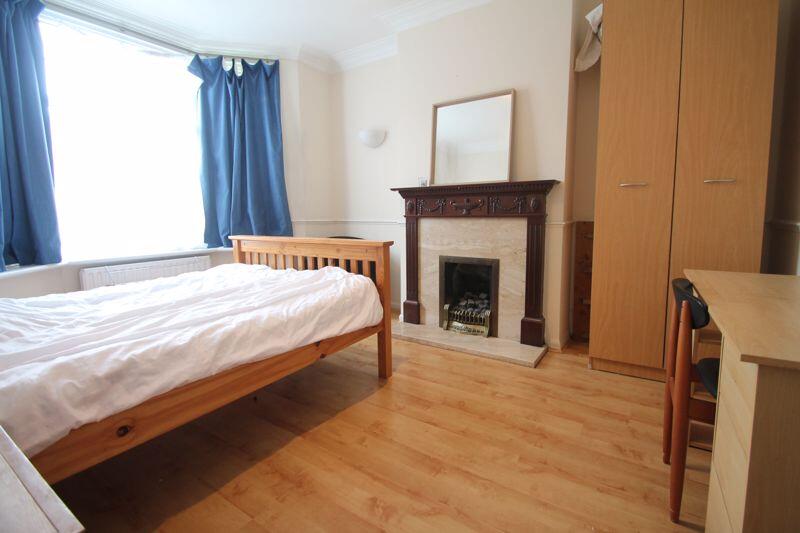 4 bed Semi Detached for rent in Uxbridge. From Lords Associates of London