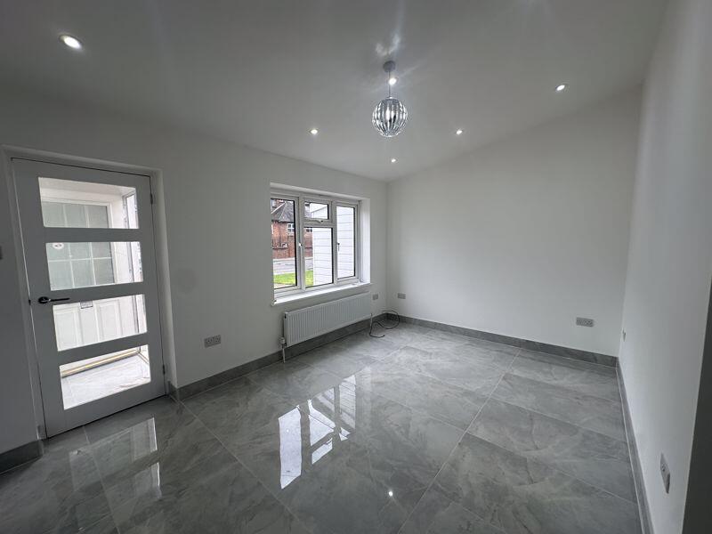 1 bed Bungalow for rent in Windsor. From Lords Associates of London