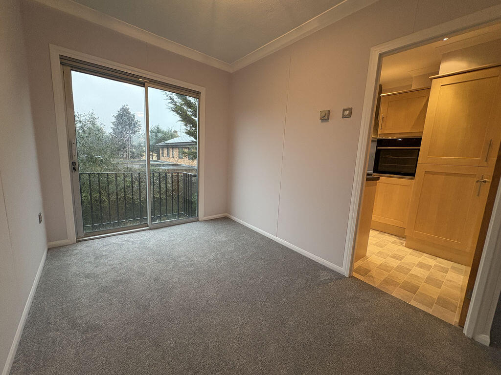 4 bed Mid Terraced House for rent in Iver. From Lords Associates of London